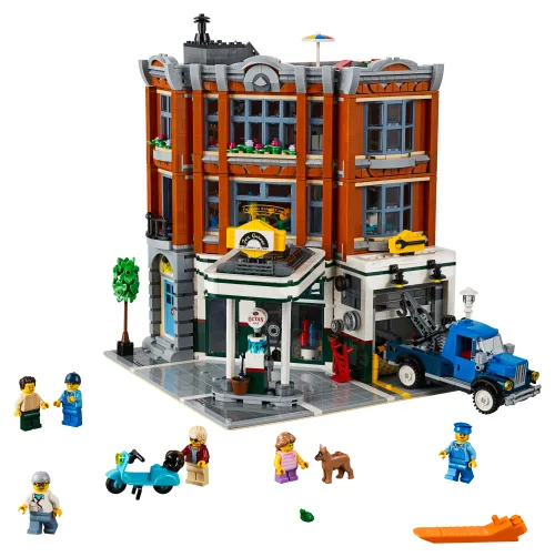 LEGO box 10264 Corner Garage