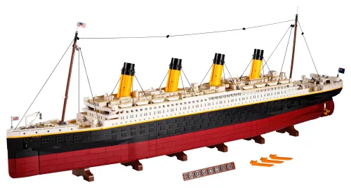 LEGO box 10294 Titanic