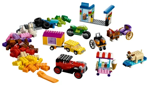 LEGO box 10715 Bricks on a Roll