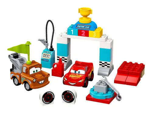 LEGO-Verpackung 10924 Lightning McQueens großes Rennen