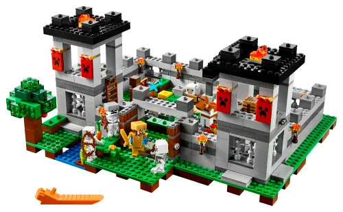 LEGO box 21127 The Fortress