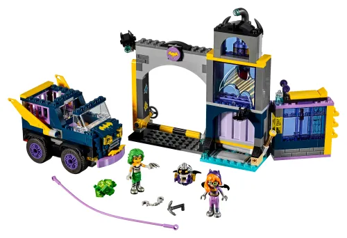 LEGO box 41237 Batgirl™ Secret Bunker