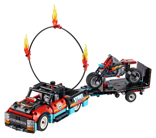 LEGO box 42106 Stunt Show Truck & Bike