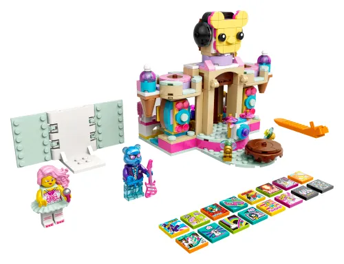 LEGO box 43111 Candy Castle Stage