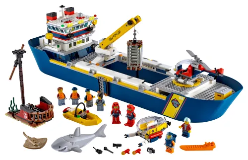 LEGO box 60266 Ocean Exploration Ship