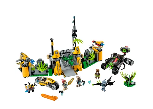 LEGO box 70134 Lavertus' Outland Base