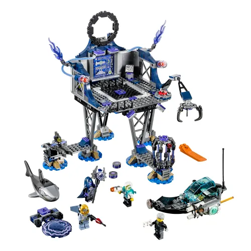 LEGO box 70172 AntiMatter's Portal Hideout