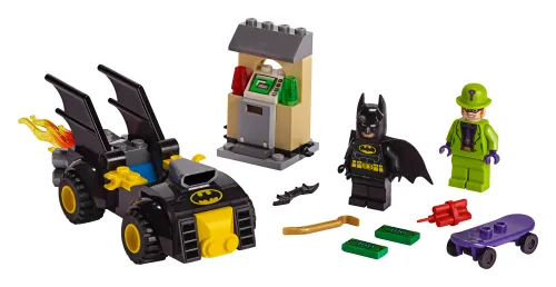 LEGO box 76137 Batman™ vs. The Riddler™ Robbery