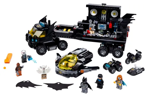LEGO box 76160 Mobile Bat Base