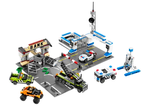 LEGO box 8211 Brick Street Getaway