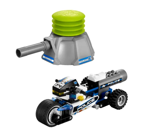 LEGO box 8221 Storming Enforcer